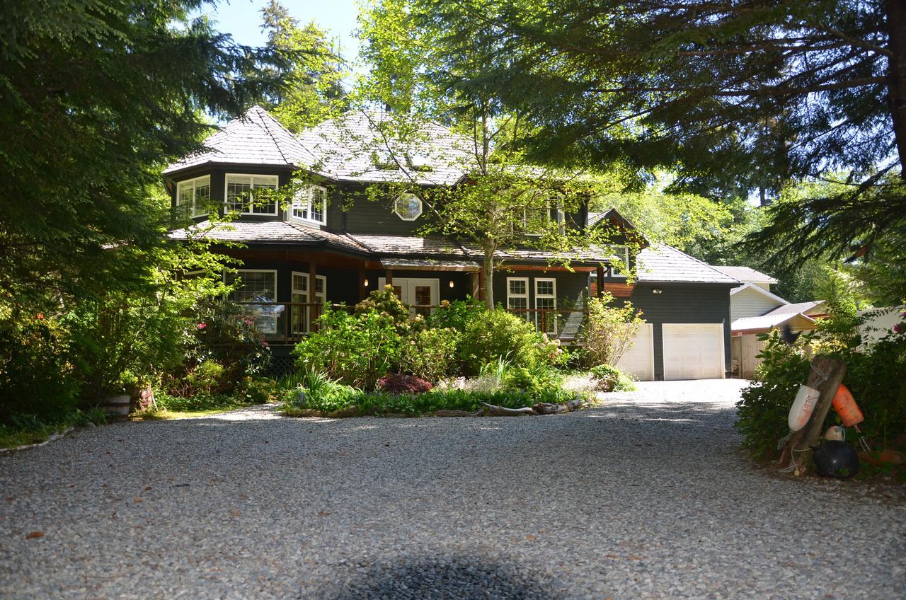 Sea Star B&B Tofino Exterior photo